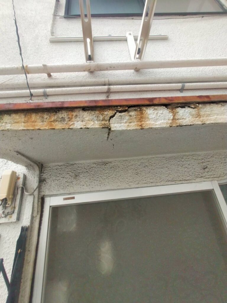 大阪府モルタルの浮き